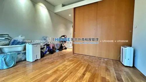Apartment for rent TWD 220 000 - Jilin Road - 3 bedrooms