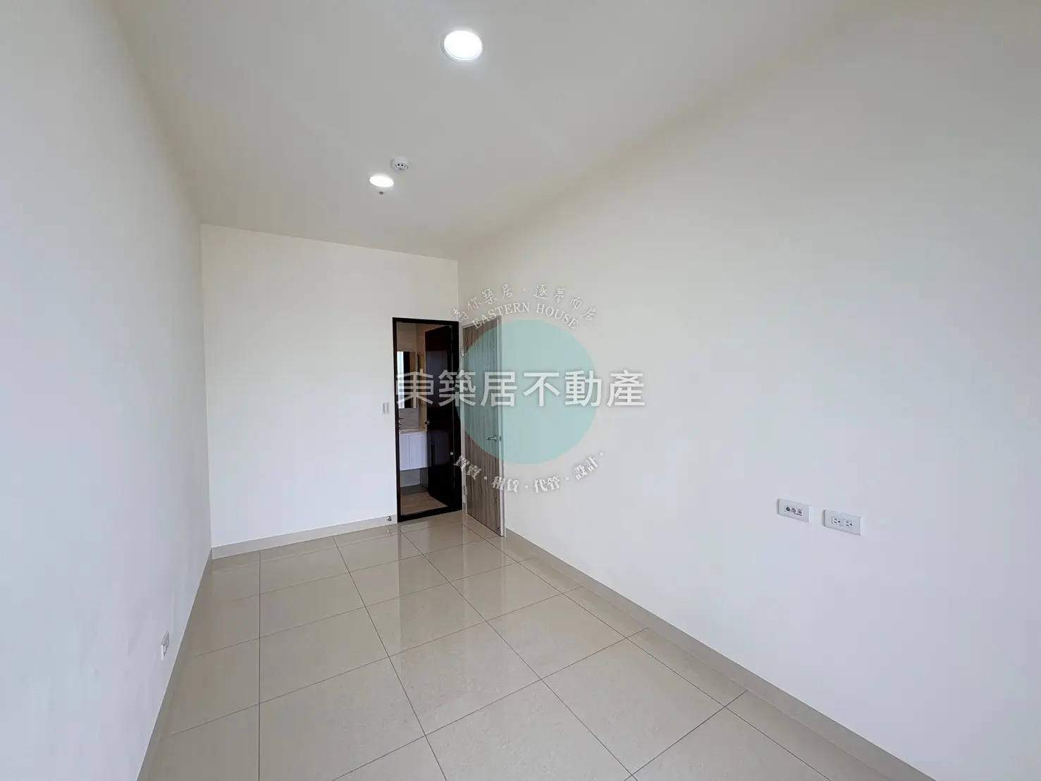 3 bedrooms apartment for rent in Anping District, Tainan City | NT$ 28 800 | 19 ping slide 4