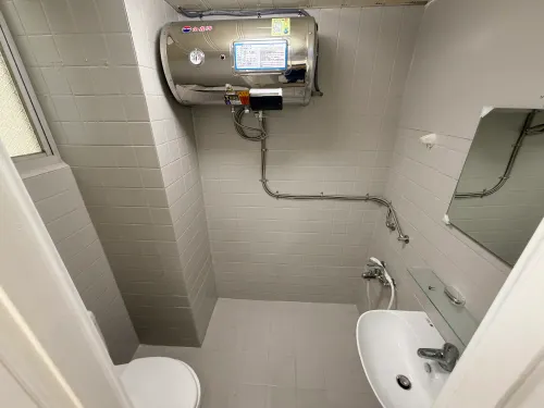 1 room apartment for rent in Zhongshan District, Taipei City | NT$ 17 800 | 5 ping slide 6