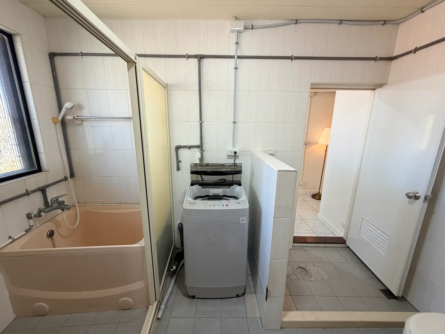 1 room apartment for rent in Sanchong District, New Taipei City | NT$ 18 800 | 12 ping slide 6