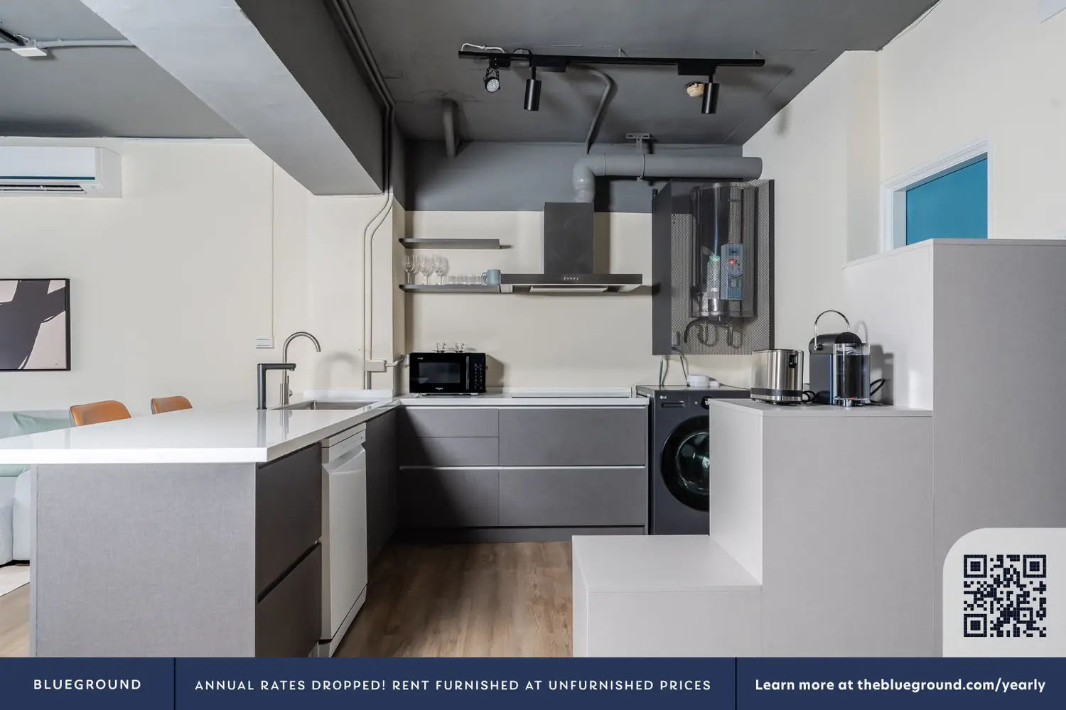 Studio apartment for rent in Zhongshan District, Taipei City | NT$ 130 440 | 22 ping slide 6
