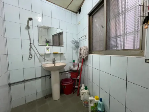 Townhouse for sale NT$ 6 580 000 - Alley 1, Lane 215, Zhengzhong Road - 3 bedrooms