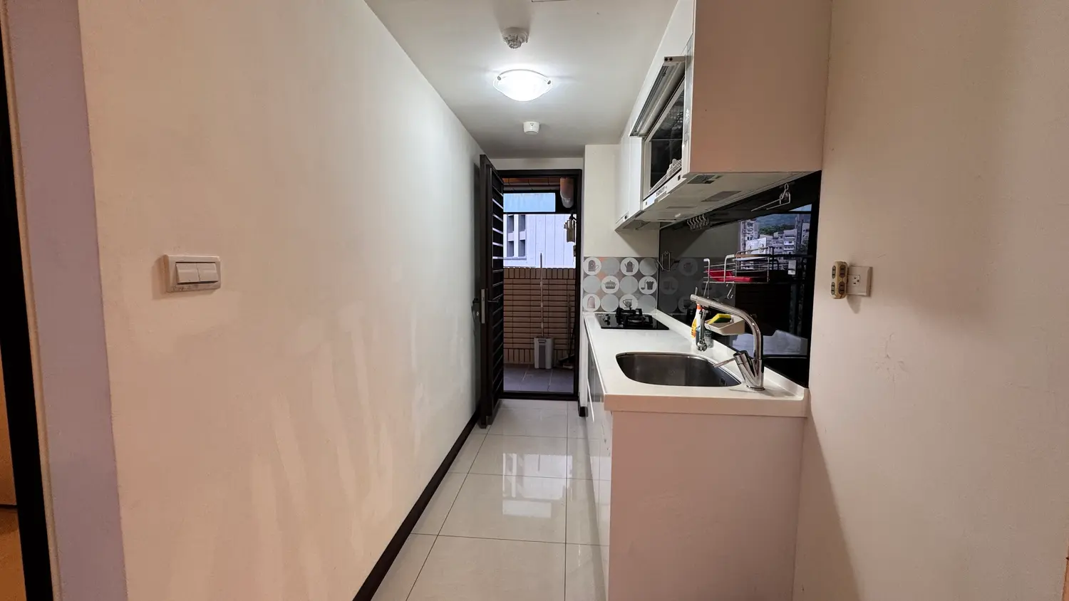 3 bedrooms apartment for rent in Tamsui District, New Taipei City | NT$ 33 000 | 34 ping slide 29