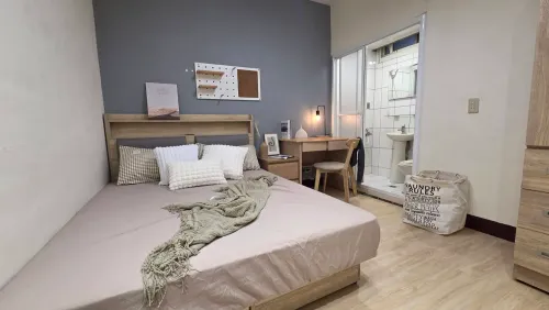 Room for rent TWD 13 800 - Alley 2, Lane 493, Jingping Road - 4 bedrooms