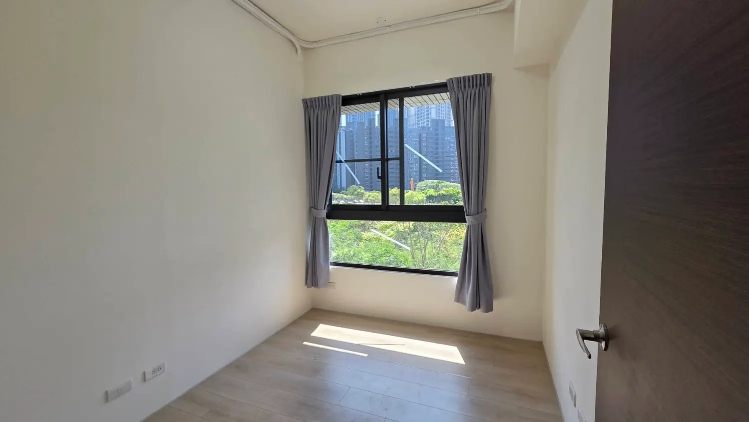 3 bedrooms apartment for rent in Guishan District, Taoyuan City | TWD 34 000 | 24 ping slide 13