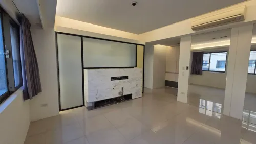 Apartment for rent TWD 74 500 - Shishang Rd - 3 bedrooms