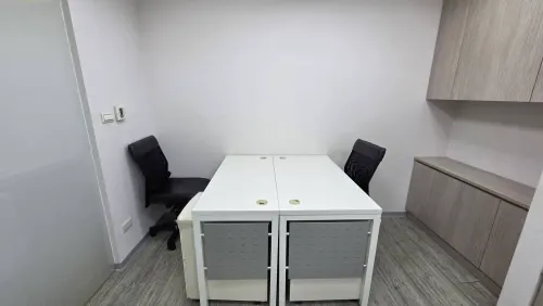 Office for rent in Zhongshan District, Taipei City | NT$ 23 000 | 4 ping slide 3