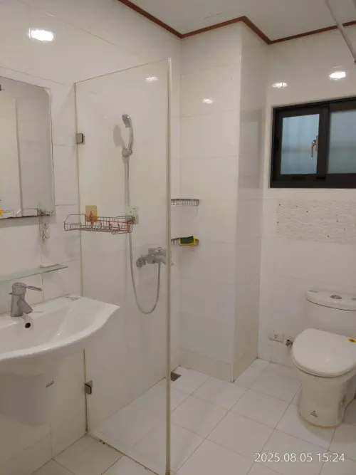 3 bedrooms apartment for rent in Nantun District, Taichung City | NT$ 26 800 | 28 ping slide 5