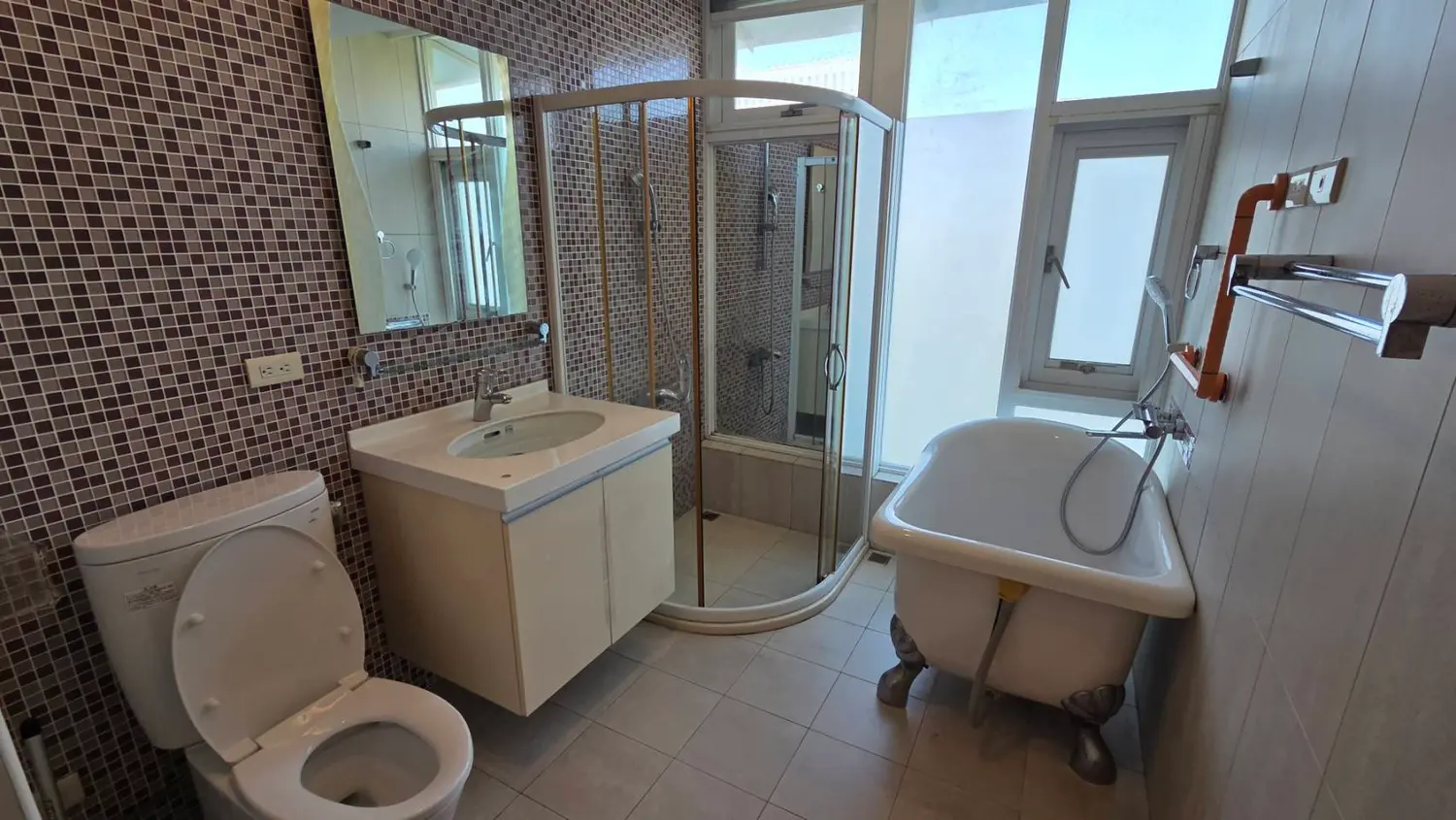 3 bedrooms apartment for rent in Daan District, Taipei City | TWD 89 800 | 42 ping slide 9