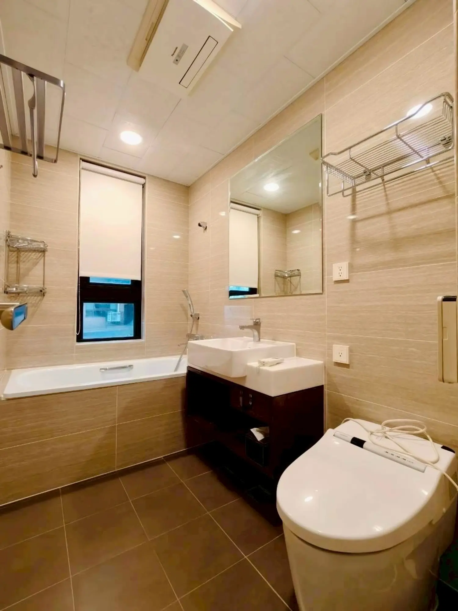 2 bedrooms apartment for sale TWD 49 800 000 - 27 ping - Taipei City,Neihu District slide 2
