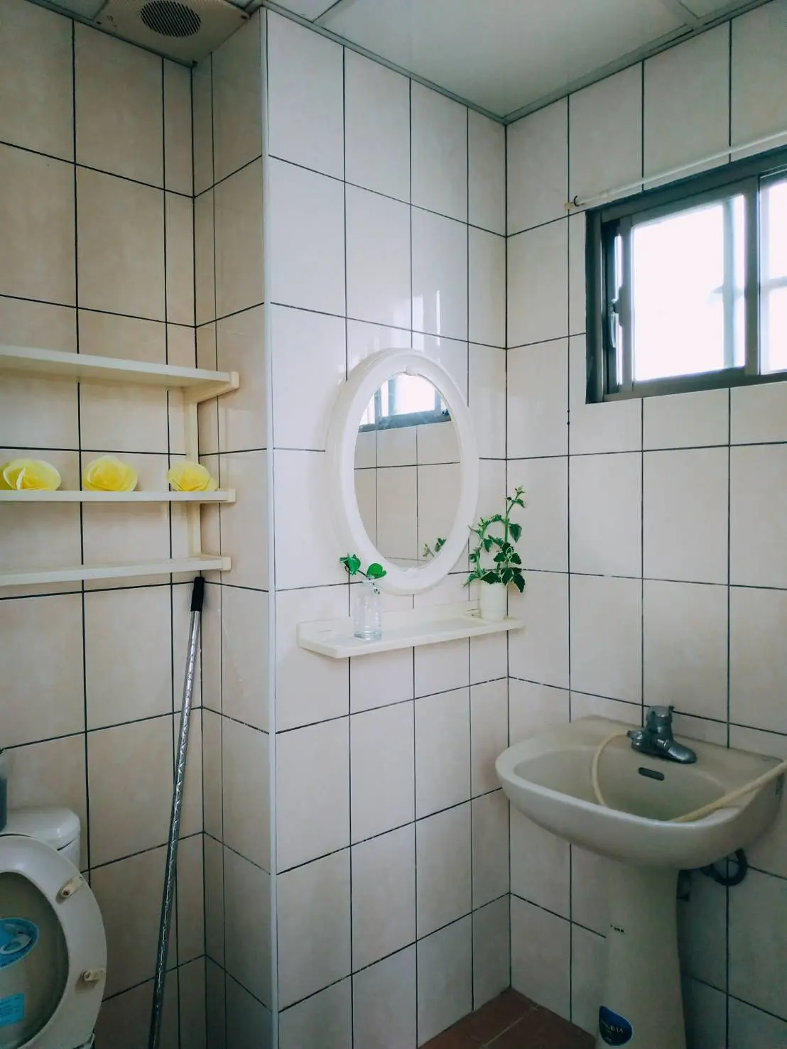 Room for rent in South District, Taichung City | NT$ 6 800 | 7 ping slide 4