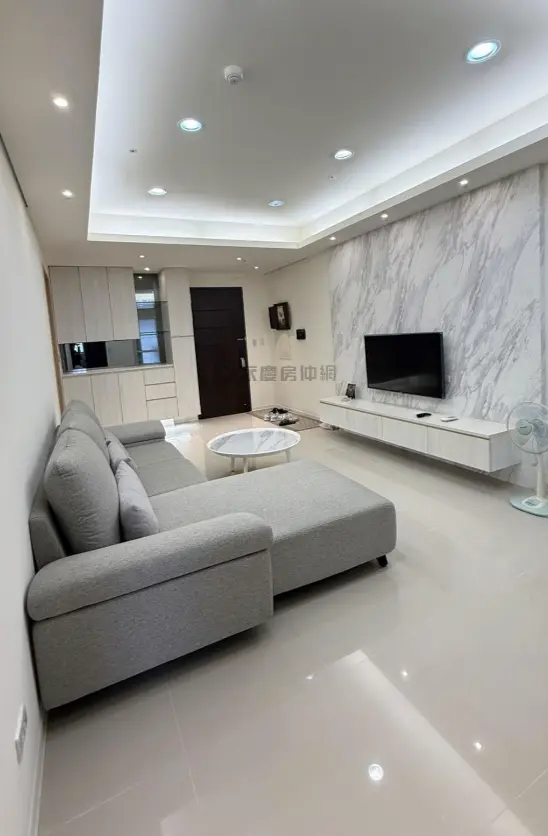 2 bedrooms apartment for rent in Tamsui District, New Taipei City | NT$ 26 000 | 37 ping slide 1