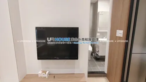 公寓 出租 NT$ 34 000 - 承德路二段 - 獨立套房