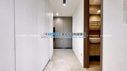 Apartment for rent TWD 150 000 -  - 3 bedrooms