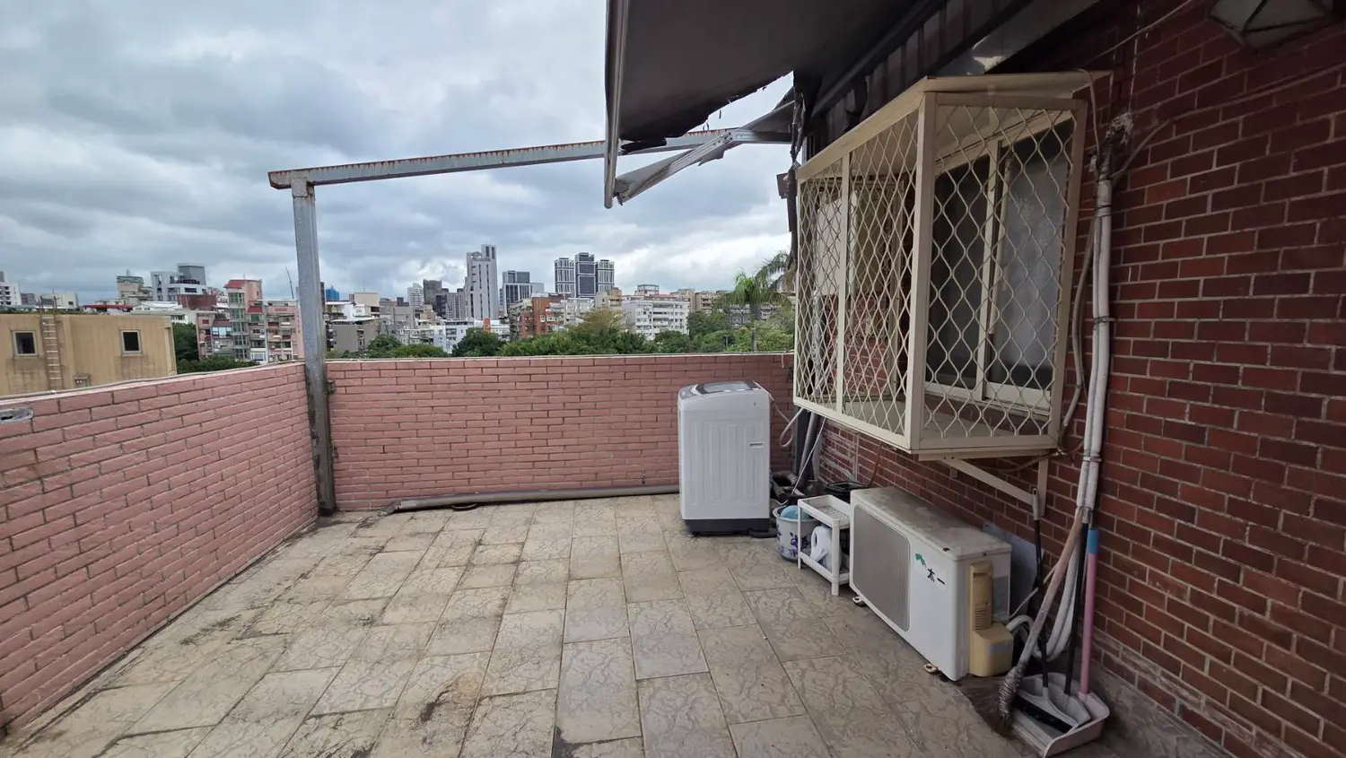 Room for rent in Taipei City, Shilin District | NT$ 11 800 | 4 ping slide 7