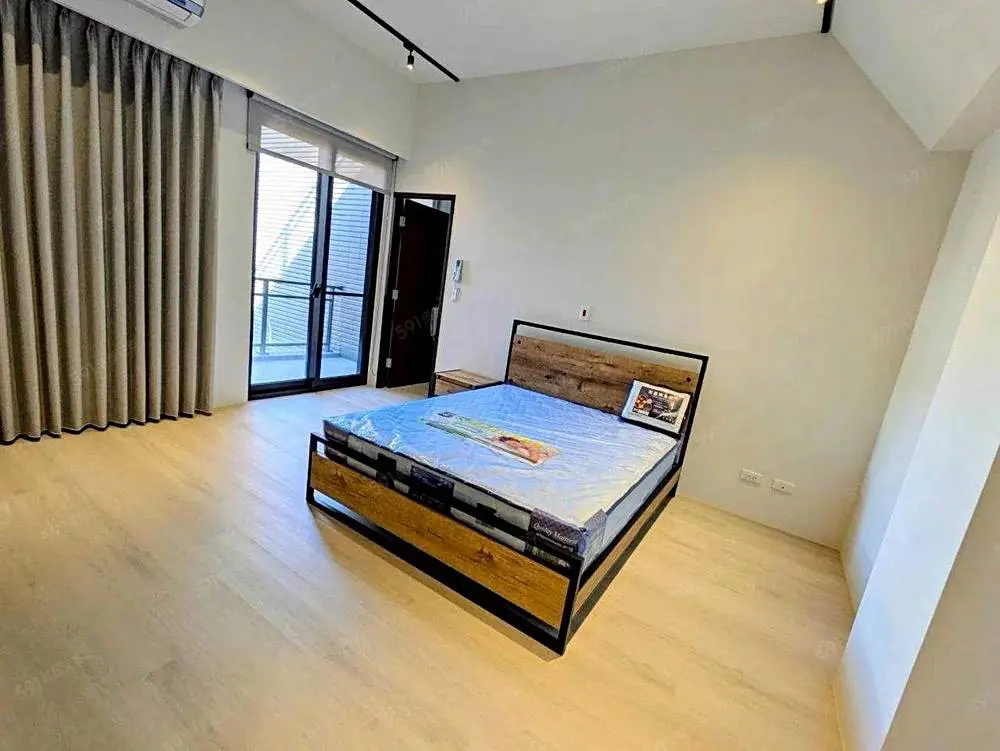 1 room apartment for rent in Shilin District, Taipei City | NT$ 62 000 | 24 ping slide 3