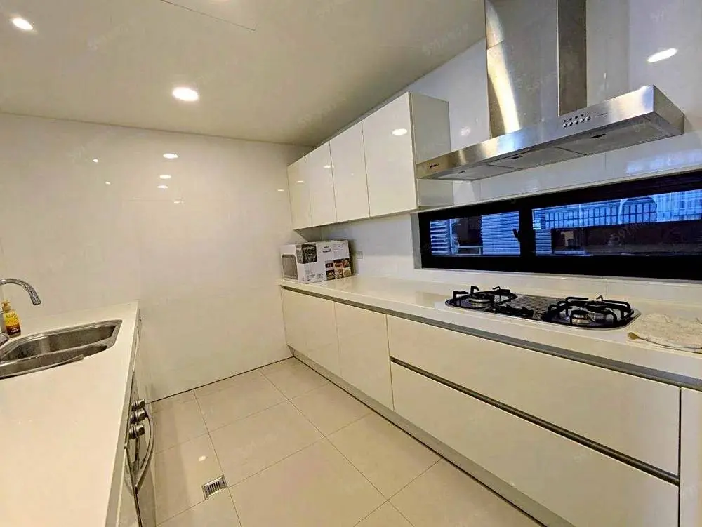 3 bedrooms apartment for rent in Shilin District, Taipei City | NT$ 92 000 | 40 ping slide 4