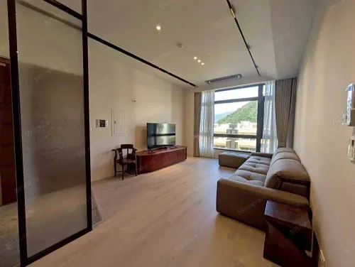 Apartment for rent NT$ 92 000 - Jingshan Rd - 3 bedrooms