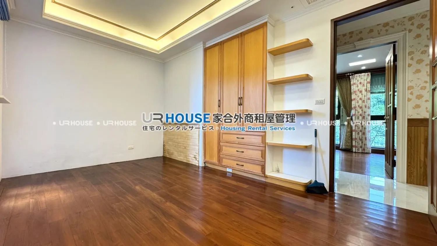 3 bedrooms apartment for rent TWD 158 000 - 42 ping - Shilin District,Taipei City slide 1