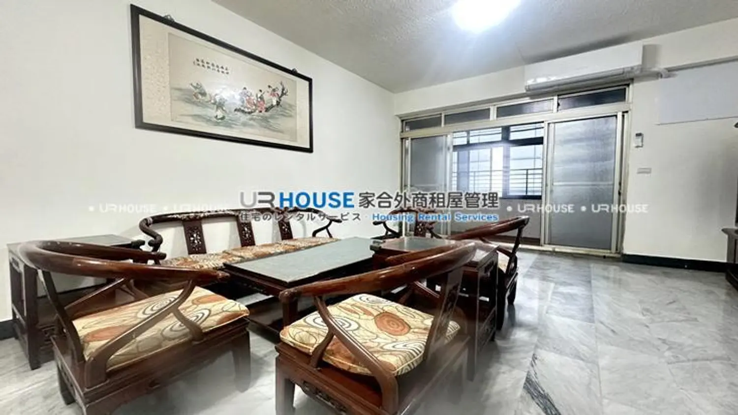 4 bedrooms apartment for rent TWD 40 000 - 40 ping - Songshan District,Taipei City slide 1