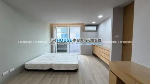 2 bedrooms apartment for rent in Zhongshan District, Taipei City | TWD 50 000 | 25 ping slide 6