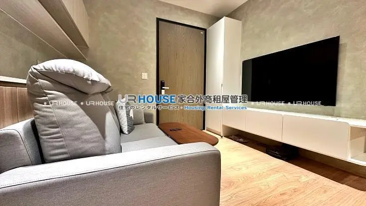 獨立套房 南港區, 台北市公寓出租 | TWD 42 000 | 10 坪 slide 0