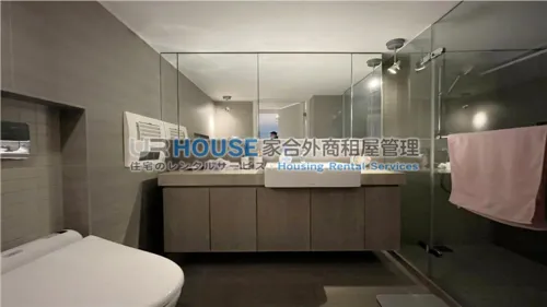 Apartment for rent TWD 110 000 - Section 5 of Zhongxiao East RoadSection 5 of Zhongxiao East Road - 1 room