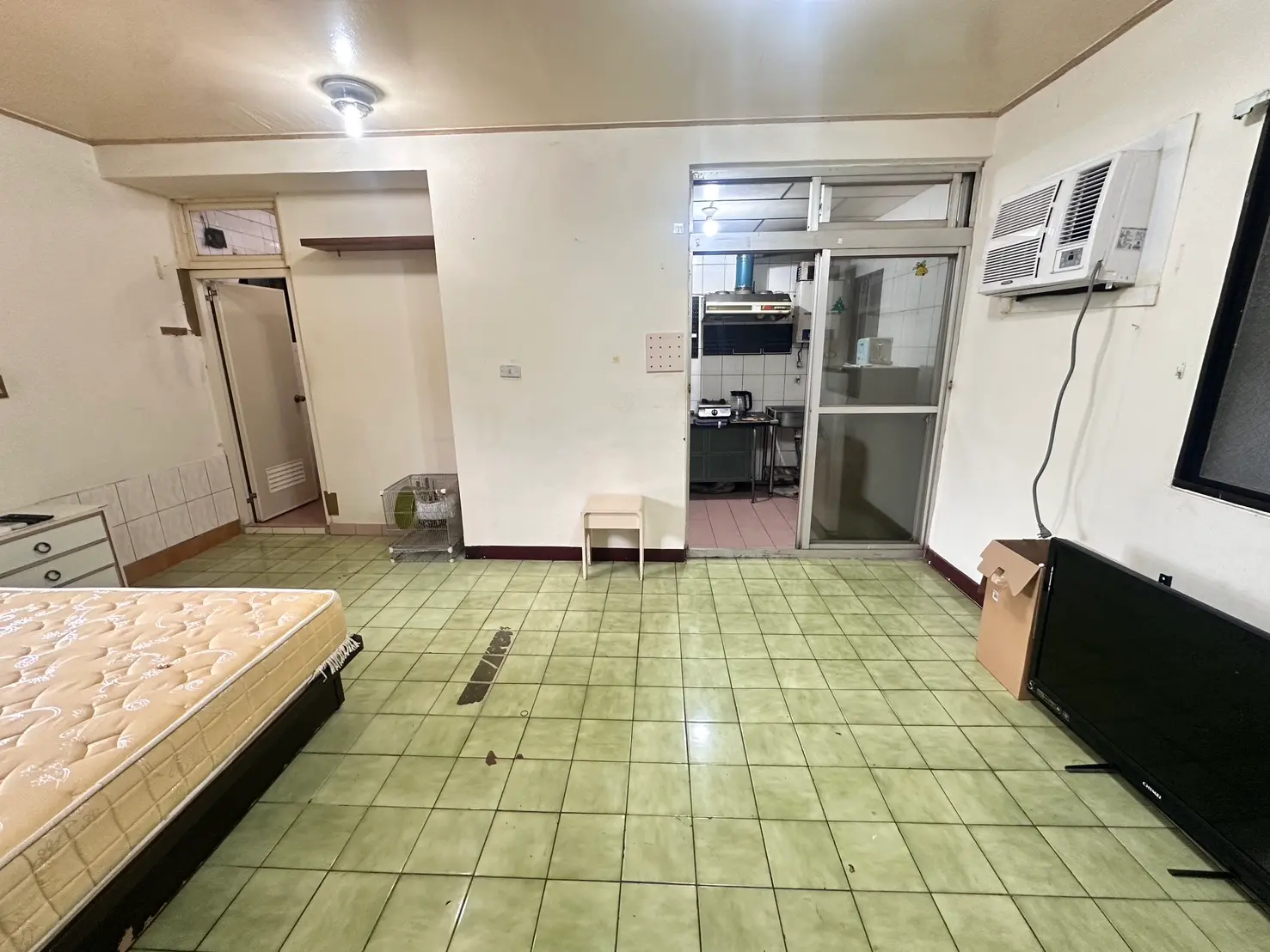 中山區, 台北市分租套房、雅房出租 | NT$ 16 000 | 12 坪 slide 6