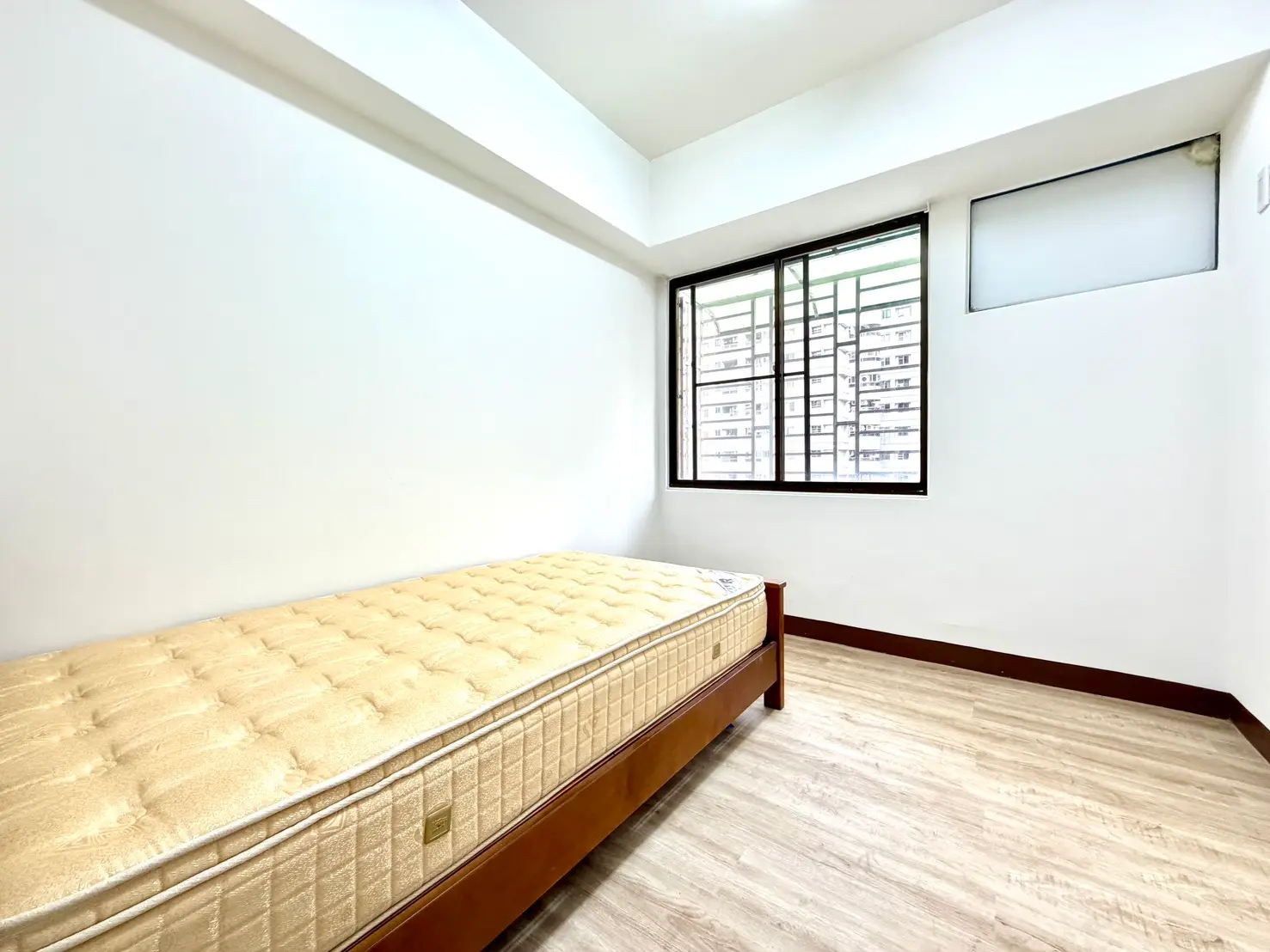 3 bedrooms apartment for sale in Zuoying District, Kaohsiung City | NT$ 11 980 000 | 40 ping slide 5
