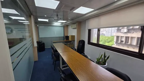 Office for rent in Songshan District, Taipei City | NT$ 52 000 | 18 ping slide 6