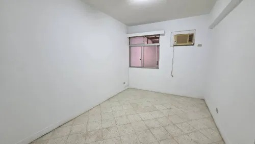 Office for rent in Xinyi District, Taipei City | NT$ 43 000 | 37 ping slide 3
