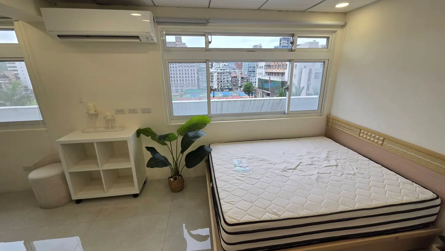 大安區, 台北市分租套房、雅房出租 | NT$ 38 800 | 10 坪 slide 7