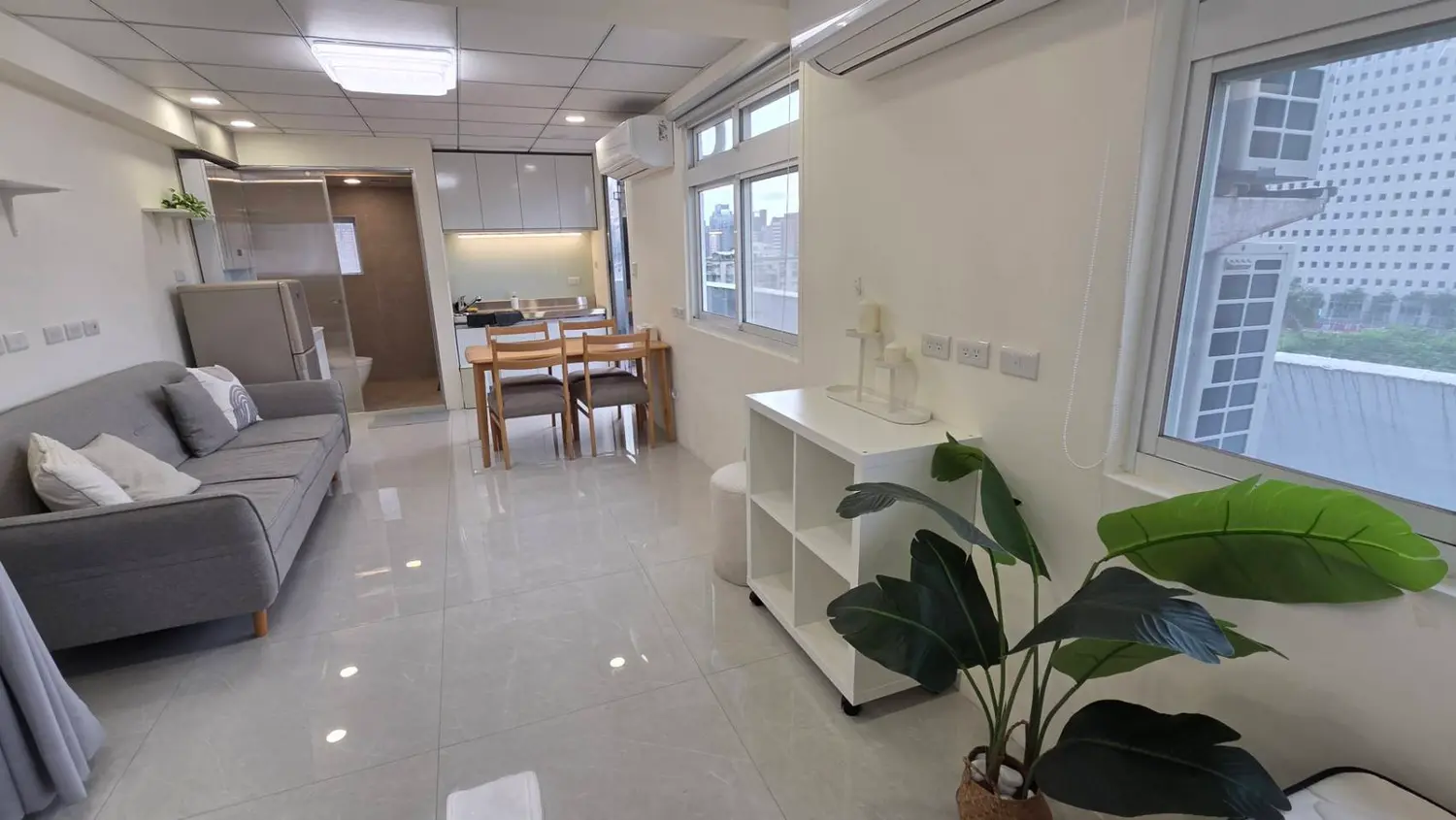 大安區, 台北市分租套房、雅房出租 | NT$ 38 800 | 10 坪 slide 8