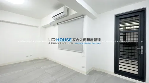 Apartment for rent TWD 68 000 - Lane 805, BeiAn Road - 4 bedrooms