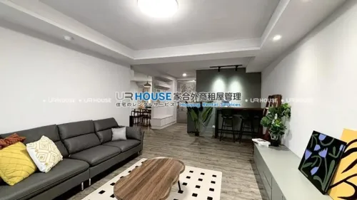 4 bedrooms apartment for rent TWD 70 000 - 52 ping - Shilin District,Taipei City slide 1