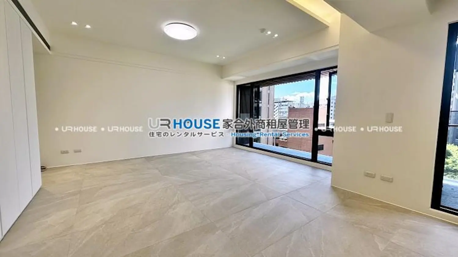 3 bedrooms apartment for rent TWD 150 000 - 37 ping - Songshan District,Taipei City slide 1