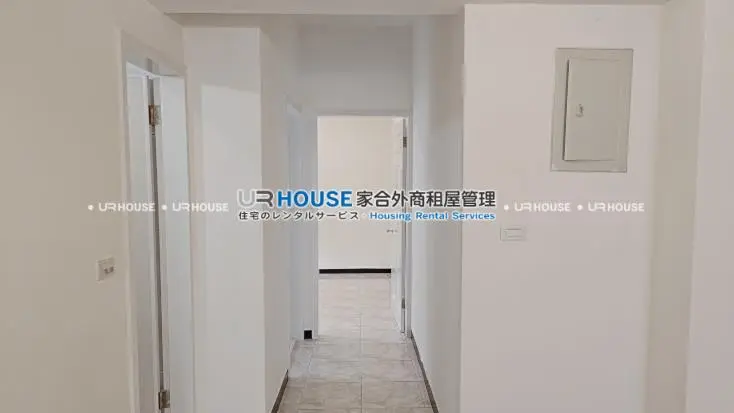 3 bedrooms apartment for rent in Zhongshan District, Taipei City | NT$ 50 000 | 29 ping slide 5