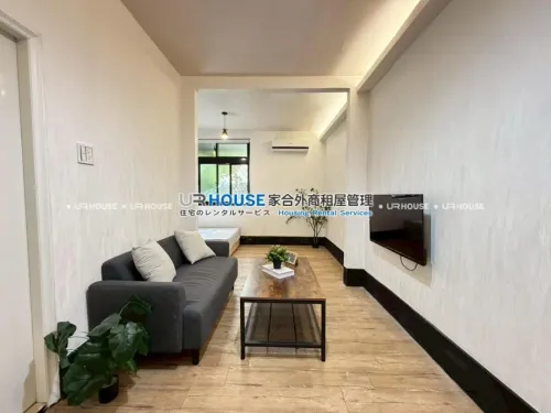Room for rent NT$ 27 300 - 八德路二段346巷1弄 - 1 room
