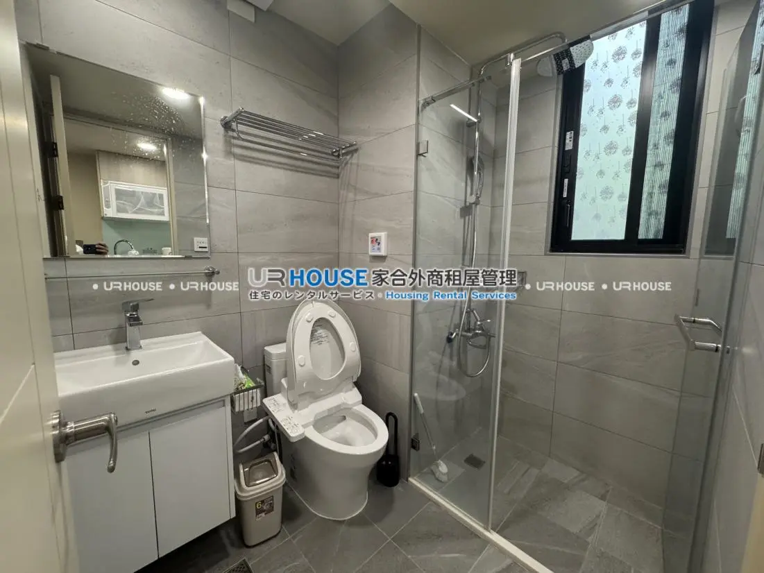 1 room apartment for rent in Daan District, Taipei City | NT$ 35 000 | 7 ping slide 5