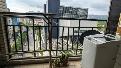 Apartment for rent TWD 52 000 - Jiantan Rd - 2 bedrooms