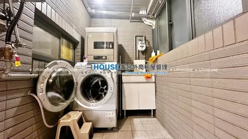 Apartment for rent TWD 62 000 -  - 4 bedrooms
