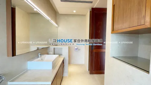 Apartment for rent TWD 250 000 -  - 4 bedrooms