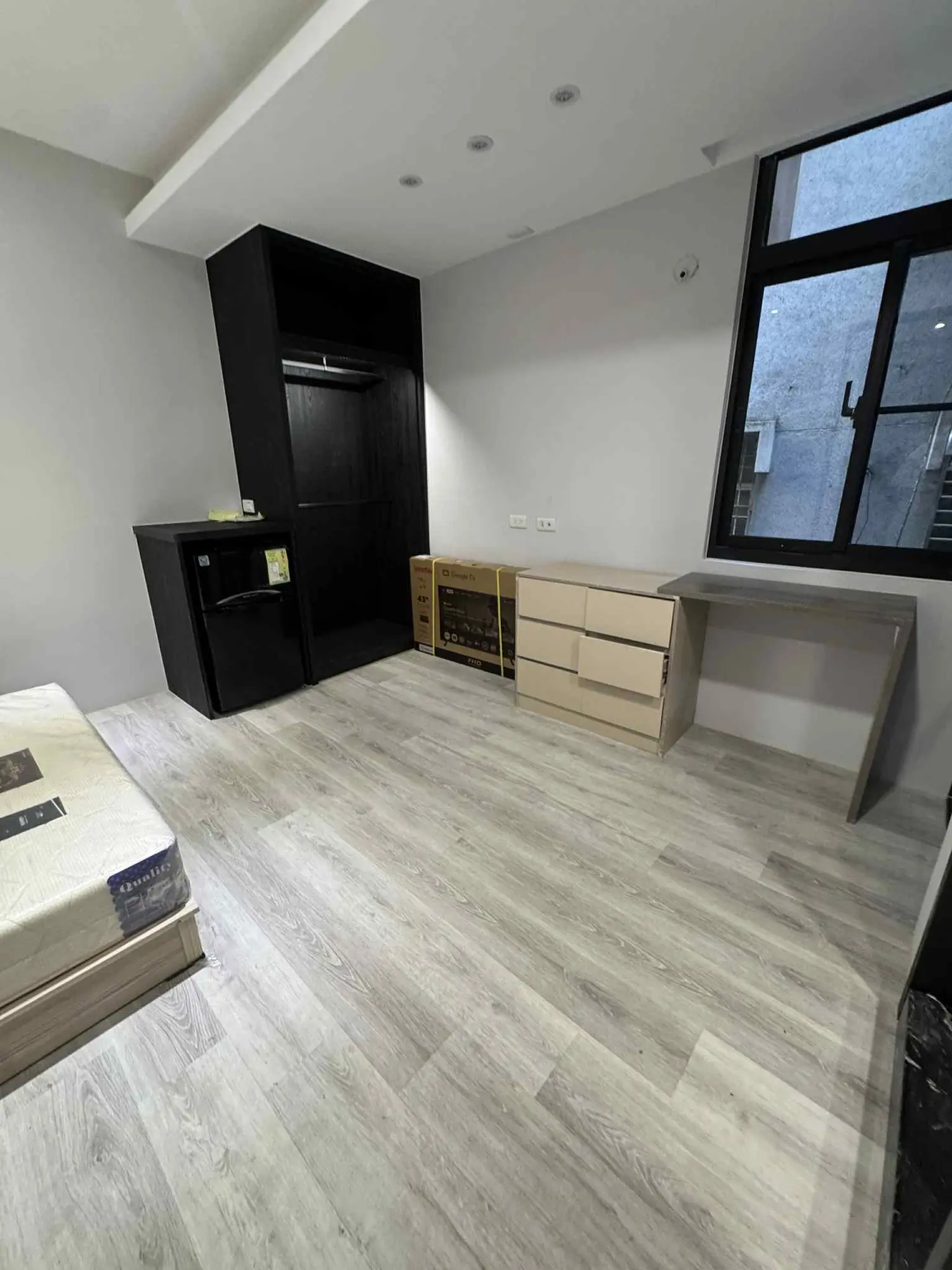 3 bedrooms apartment for sale in Lingya District, Kaohsiung City | NT$ 6 960 000 | 20 ping slide 2