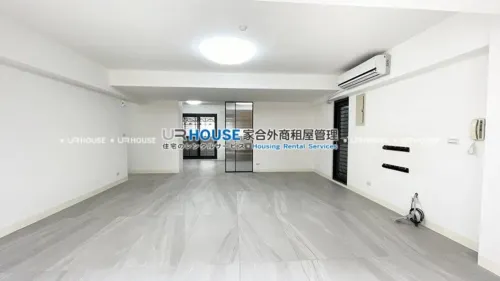 Apartment for rent TWD 68 000 - Lane 805, BeiAn Road - 4 bedrooms