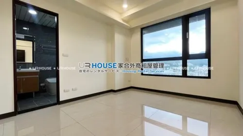 Apartment for rent TWD 90 000 -  - 3 bedrooms