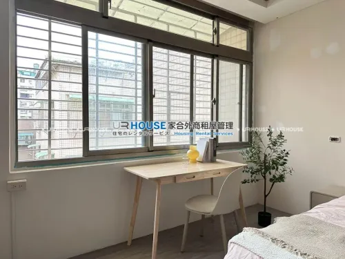 Room for rent NT$ 21 550 - Lane 114, Section 3, Zhongshan Road - 1 room
