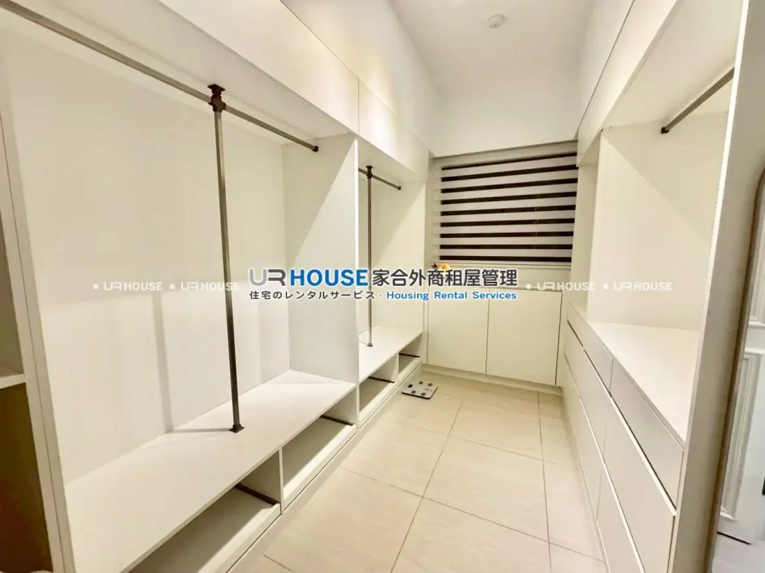 2 bedrooms apartment for rent in Sanchong District, New Taipei City | NT$ 40 045 | 15 ping slide 5