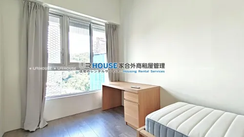 Apartment for rent NT$ 150 000 - Dexing East Road - 4 bedrooms