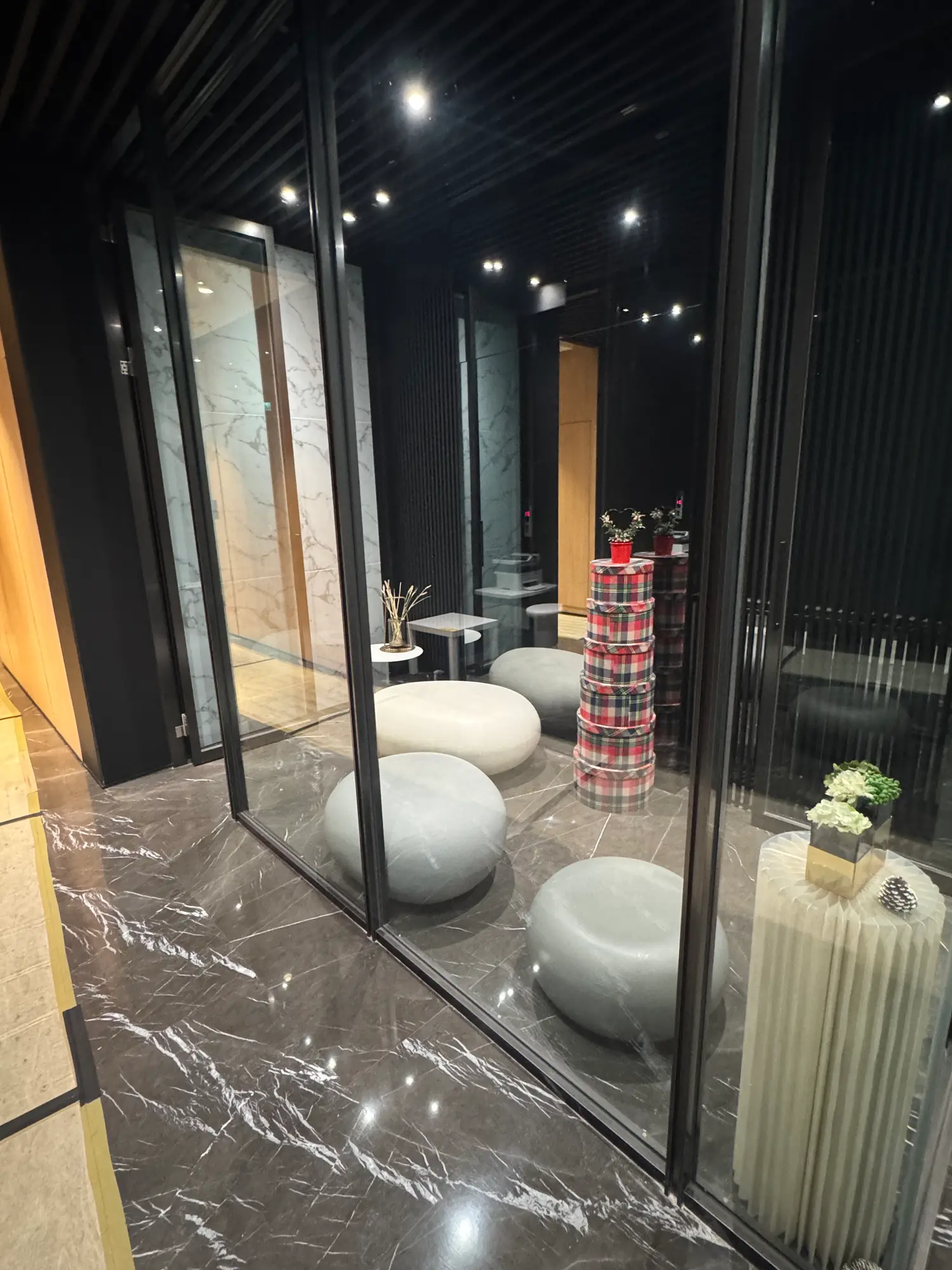 1 room apartment for rent in Daan District, Taipei City | NT$ 48 000 | 7 ping slide 11