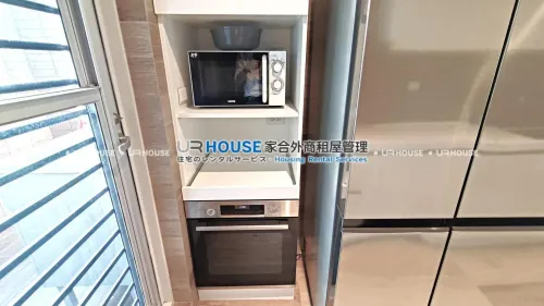 Apartment for rent NT$ 150 000 - Dexing East Road - 4 bedrooms